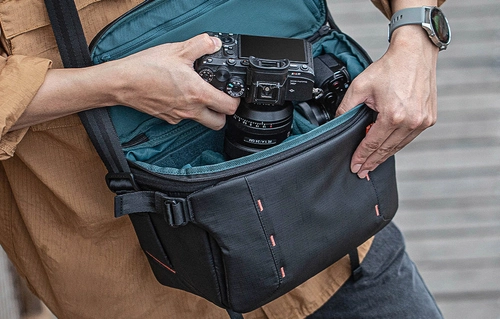 Torba fotograficzna na ramię PGYTECH OneMo Sling 11L (czarna)