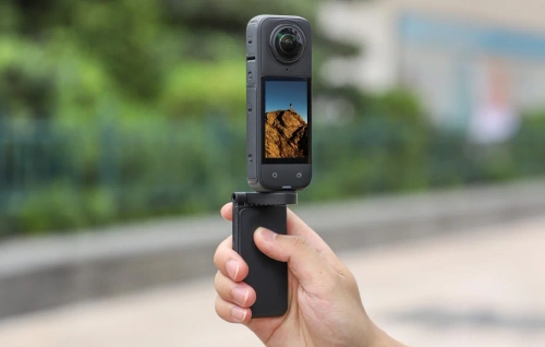 Uchwyt i mocowanie magnetyczne Sunnylife do Insta360 X4