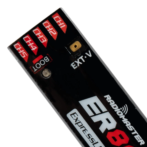 RadioMaster ER8G 2.4 GHz ELRS PWM receiver