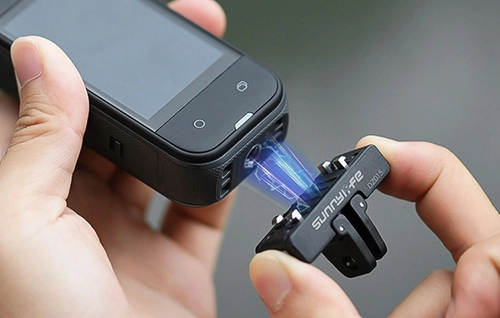 Magnetyczny adapter montażowy Sunnylife do Insta360 X5 / Ace / Ace Pro / Pro 2