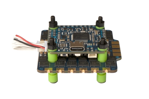 Zestaw FC + ESC Pilotix F405 V3 ICM42688 AM32 80 A CZ (stack)