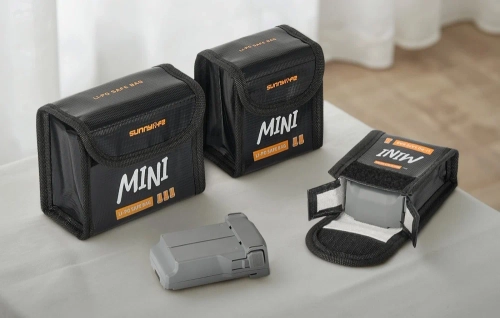 Pokrowiec na 3 akumulatory Sunnylife do DJI Mini 5 Pro